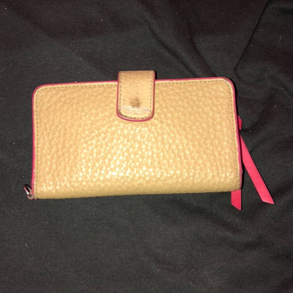 coach wallet - Picture 1 of 3